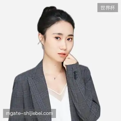 梁鹏诗